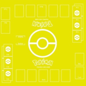 Tapete de juego de cartas Pokemon amarillo