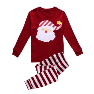 Pijama navideño de Papá Noel de algodón para niños con fondo blanco